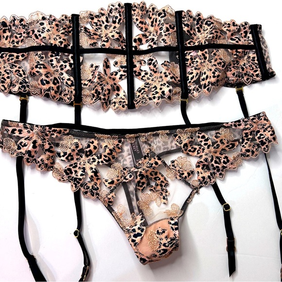 3pc Victoria’s Secret Very Sexy Sheer Leopard Bra‎ Waist Cincher Garter & Thong - Picture 14 of 17